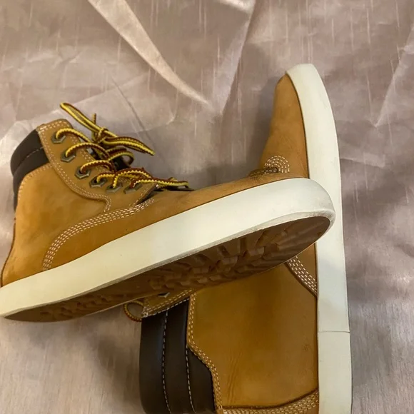 Timberland women’s size 5.5 - Picture 4 of 8